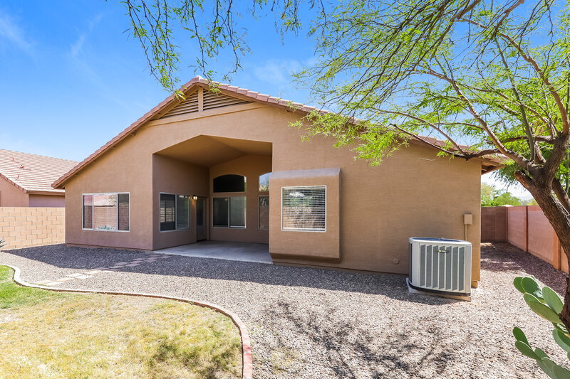 2,550/Mo, 8328 S 48th Dr Laveen, AZ 85339 Rear View