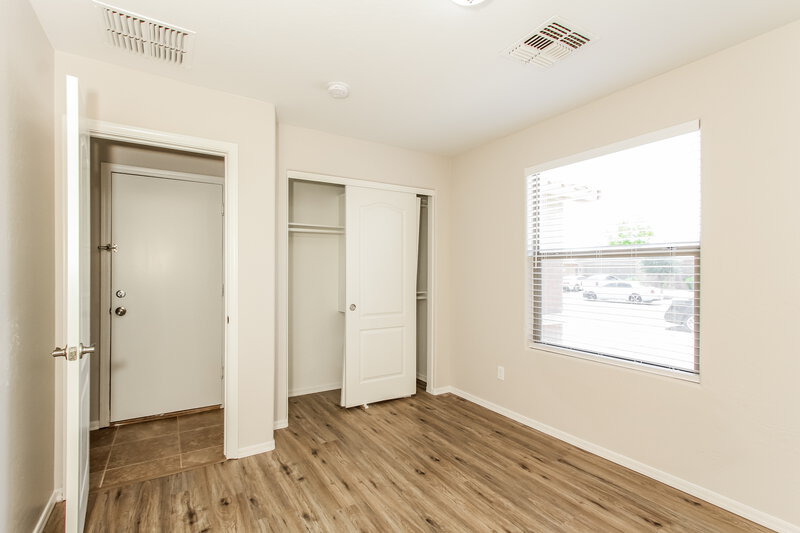 2,075/Mo, 25078 W Dove Trail Buckeye, AZ 85326 Bedroom View 3
