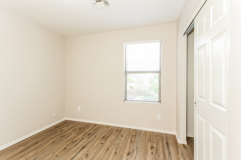 2,075/Mo, 25078 W Dove Trail Buckeye, AZ 85326 Bedroom View 4