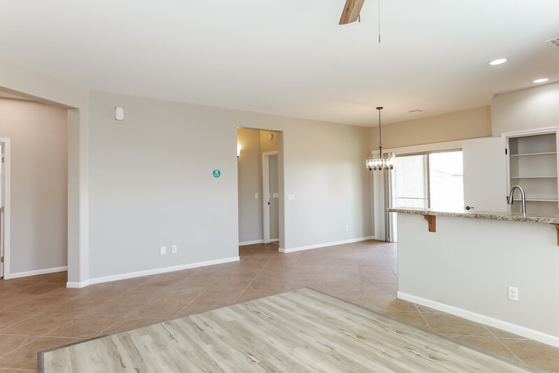 2,000/Mo, 1868 W Wrangler Way Queen Creek, AZ 85142 Living Room View 2