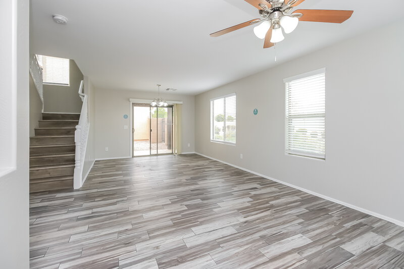 2,795/Mo, 3348 E Franklin Ave Gilbert, AZ 85295 Living Room View