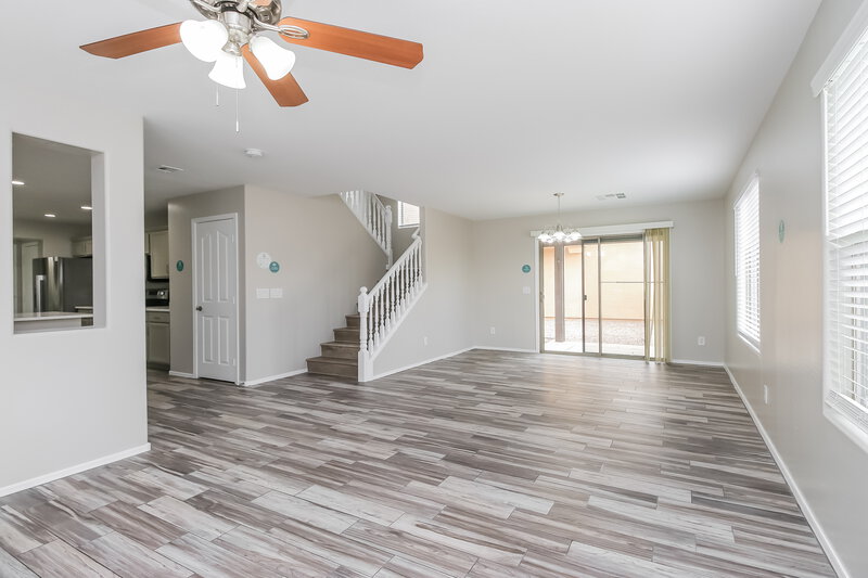 2,795/Mo, 3348 E Franklin Ave Gilbert, AZ 85295 Living Room View 2