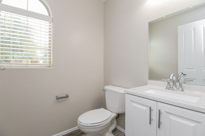 2,795/Mo, 3348 E Franklin Ave Gilbert, AZ 85295 Powder Room View