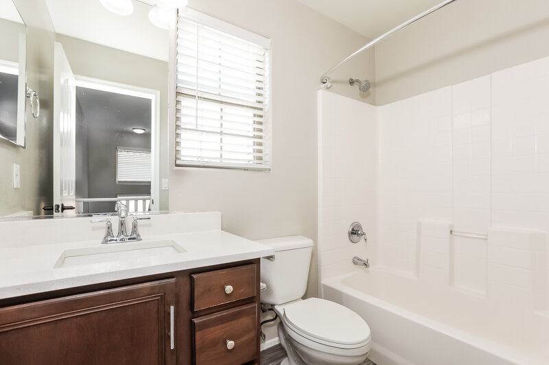 2,335/Mo, 3348 E Franklin Ave Gilbert, AZ 85295 Bathroom View