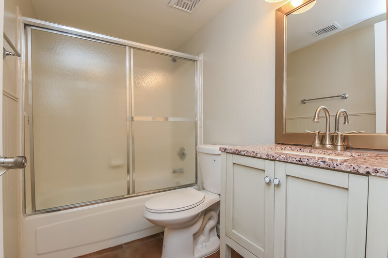 2,150/Mo, 1755 E Javelina Ave Mesa, AZ 85204 Bathroom View
