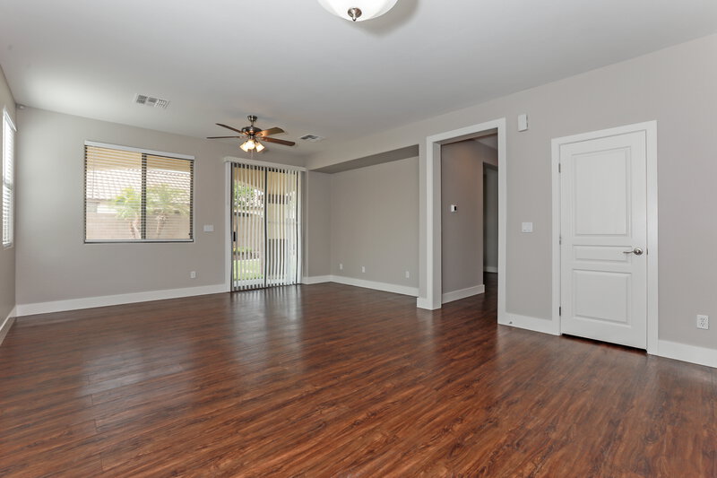 2,350/Mo, 21383 E Twin Acres Dr Queen Creek, AZ 85142 Living Room View 2