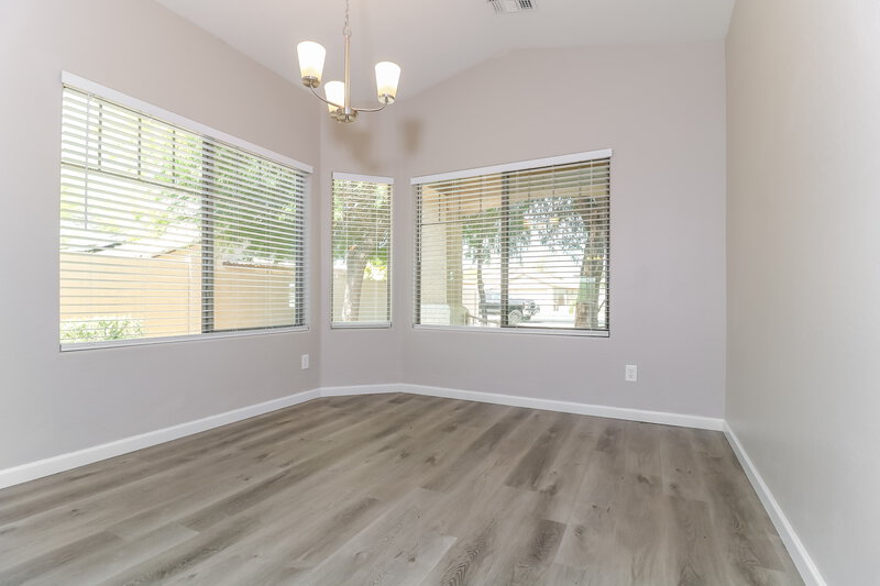 2,355/Mo, 5807 S 248th Ln Buckeye, AZ 85326 Dining Room View