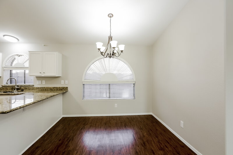 2,320/Mo, 9840 E Olla Ave Mesa, AZ 85212 Dining Room View 2