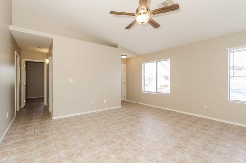 2,395/Mo, 306 N Wildrose Mesa, AZ 85207 Living Room View