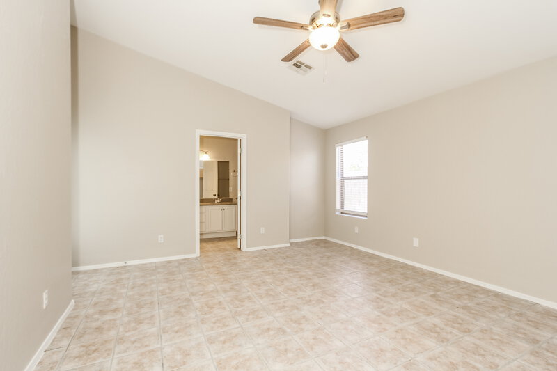 2,395/Mo, 306 N Wildrose Mesa, AZ 85207 Main Bedroom View 2