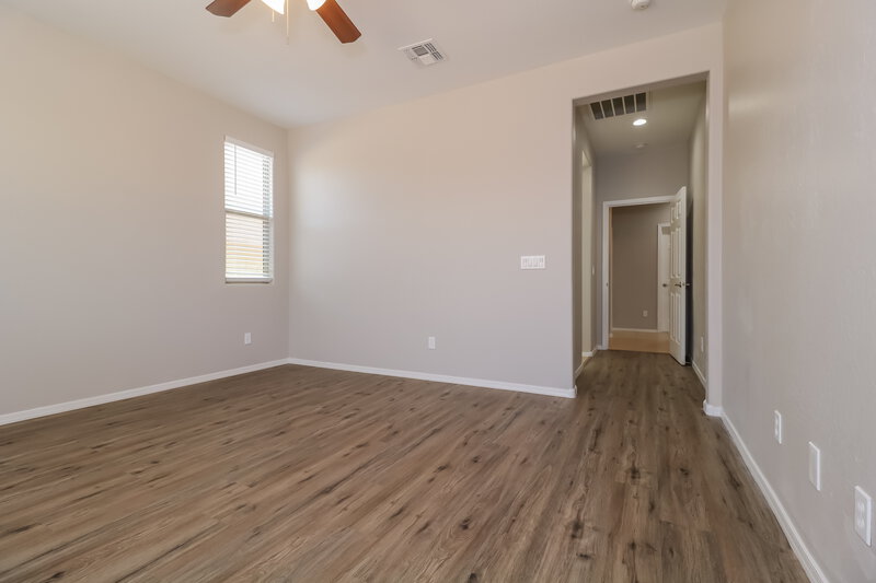 2,265/Mo, 12222 W Overlin Ln Avondale, AZ 85323 Main Bedroom View 2
