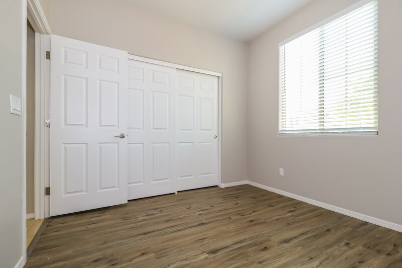 2,265/Mo, 12222 W Overlin Ln Avondale, AZ 85323 Bedroom View 2