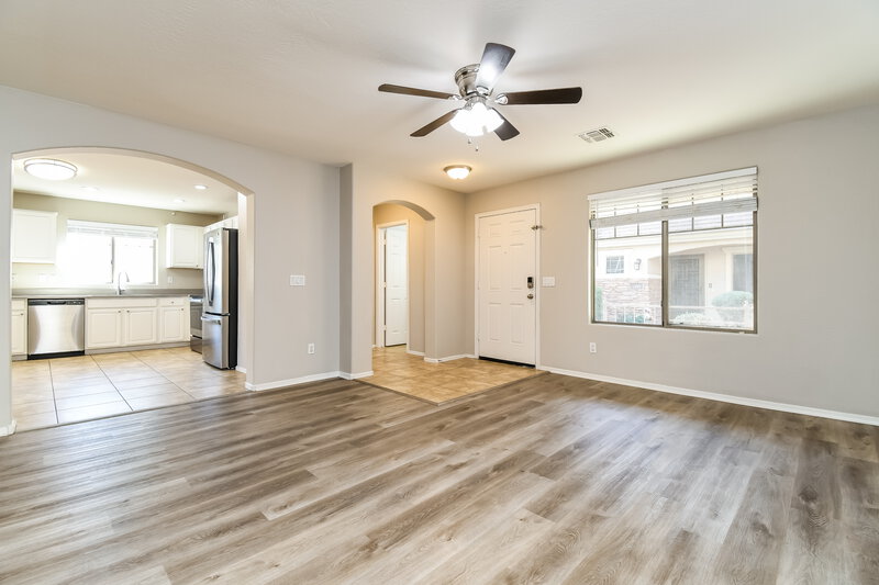 2,255/Mo, 2466 E Vermont Dr Gilbert, AZ 85295 Living Room View 2