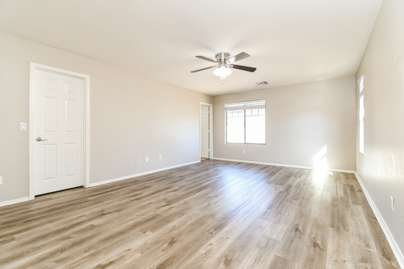 2,255/Mo, 2466 E Vermont Dr Gilbert, AZ 85295 Main Bedroom View