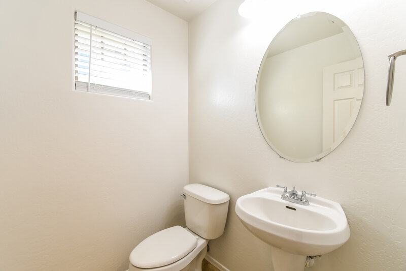 2,255/Mo, 2466 E Vermont Dr Gilbert, AZ 85295 Bathroom View