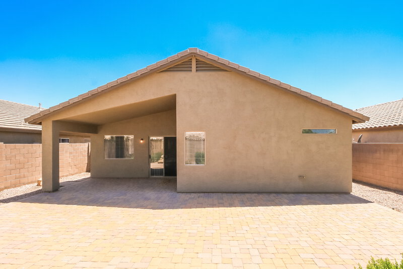 1,835/Mo, 30201 N Sunray Dr San Tan Valley, AZ 85143 Rear View