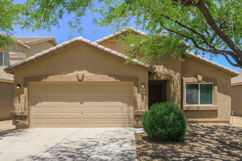 1,890/Mo, 3944 E Pinto Valley Rd San Tan Valley, AZ 85143 External View