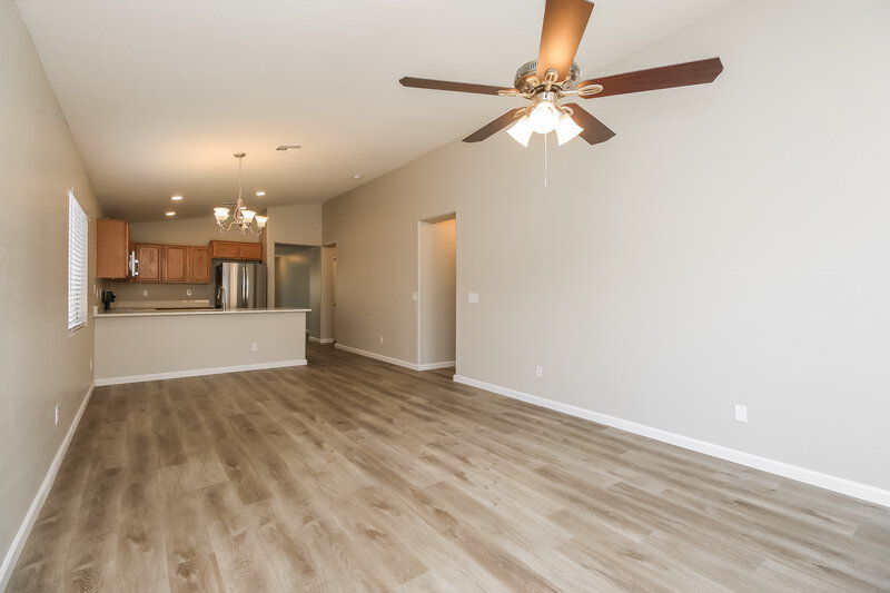 1,890/Mo, 3944 E Pinto Valley Rd San Tan Valley, AZ 85143 Living Room View