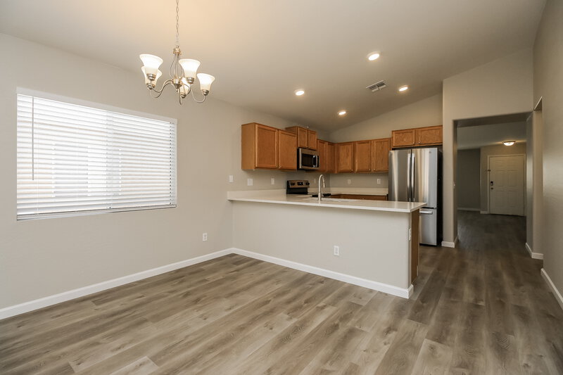 1,890/Mo, 3944 E Pinto Valley Rd San Tan Valley, AZ 85143 Dining Room View