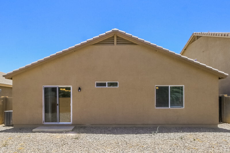 1,890/Mo, 3944 E Pinto Valley Rd San Tan Valley, AZ 85143 Rear View