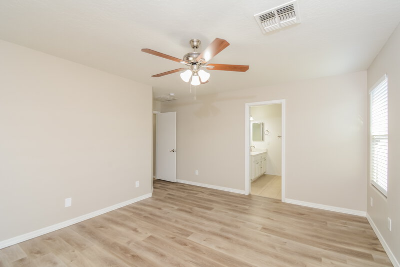 2,180/Mo, 15438 W Mercer Ln Surprise, AZ 85379 Main Bedroom View 2