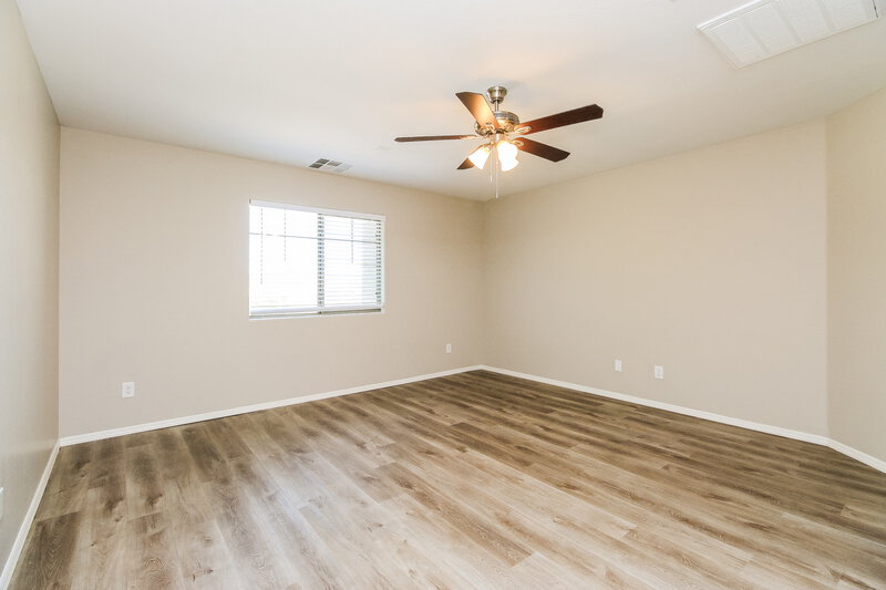 2,315/Mo, 2511 W Sunset Way San Tan Valley, AZ 85142 Main Bedroom View