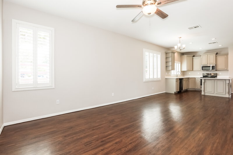 2,630/Mo, 18682 E Lark Dr Queen Creek, AZ 85142 Living Room View 3