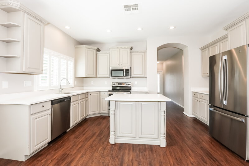 2,630/Mo, 18682 E Lark Dr Queen Creek, AZ 85142 Kitchen View