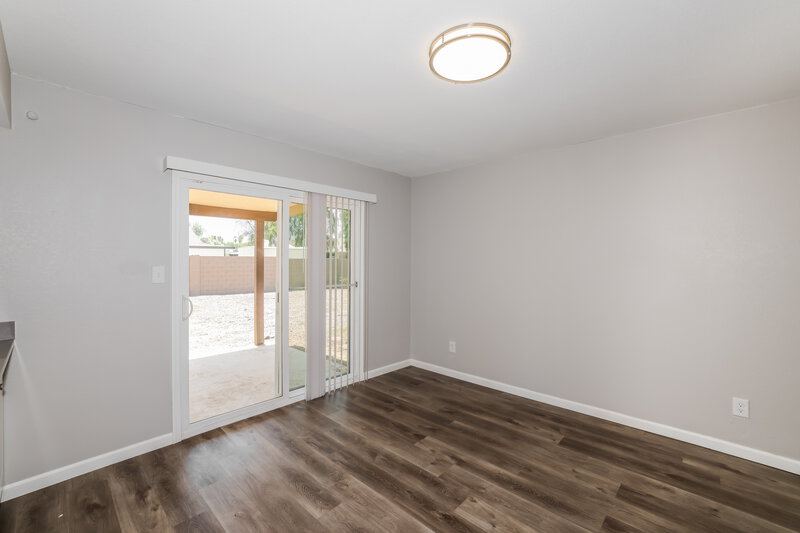 2,225/Mo, 3055 E Garnet Ave Mesa, AZ 85204 Dining Room View 3