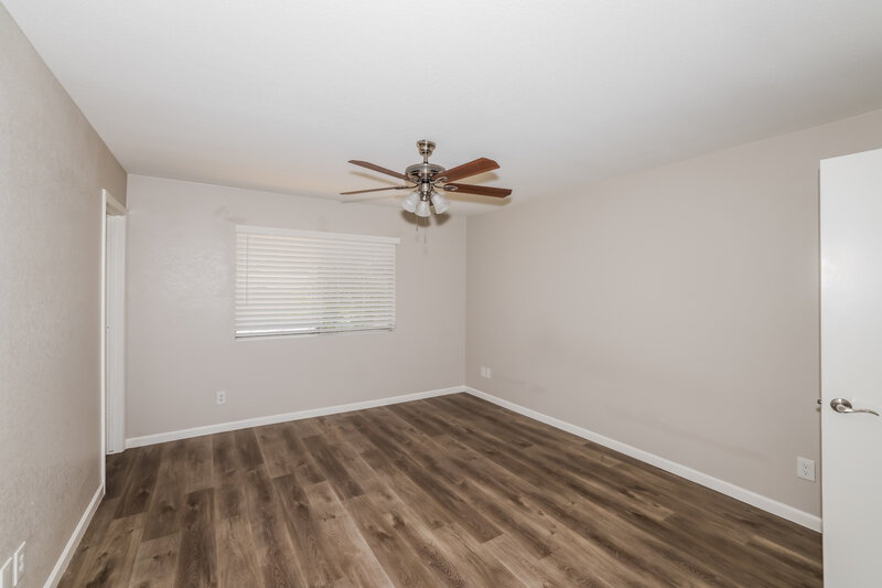 2,225/Mo, 3055 E Garnet Ave Mesa, AZ 85204 Main Bedroom View 2