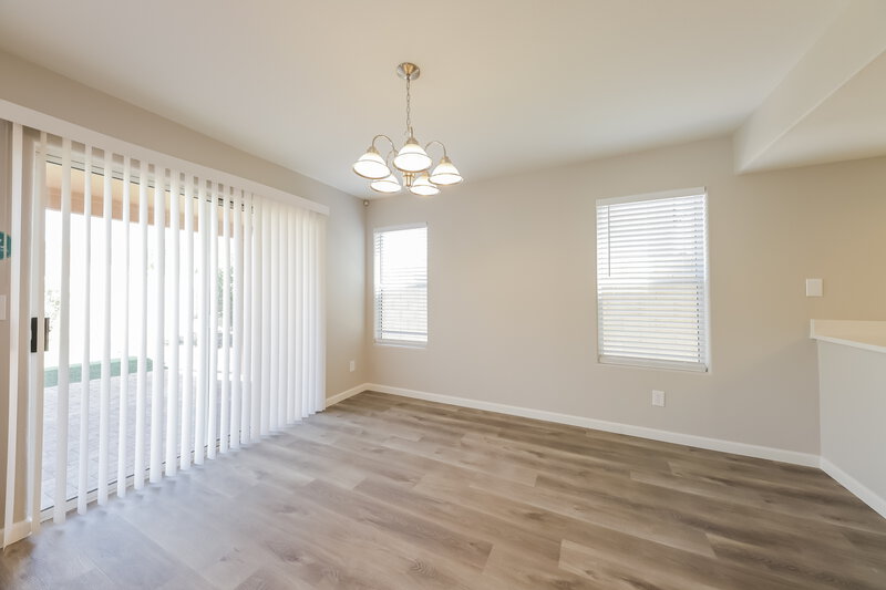 3,075/Mo, 17417 N 14th St Phoenix, AZ 85022 Dining Room View