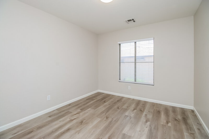 2,075/Mo, 125 N 22nd Pl Unit 39 Mesa, AZ 85213 Bedroom View 2
