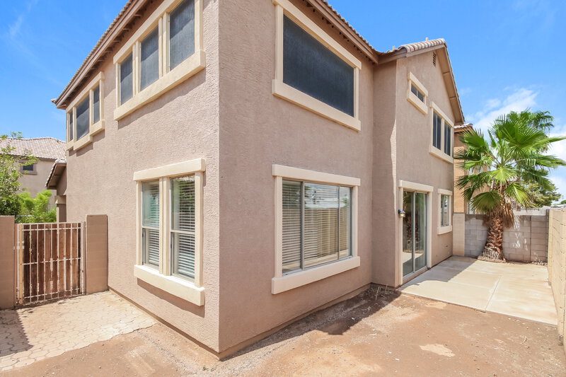 2,075/Mo, 125 N 22nd Pl Unit 39 Mesa, AZ 85213 Rear View