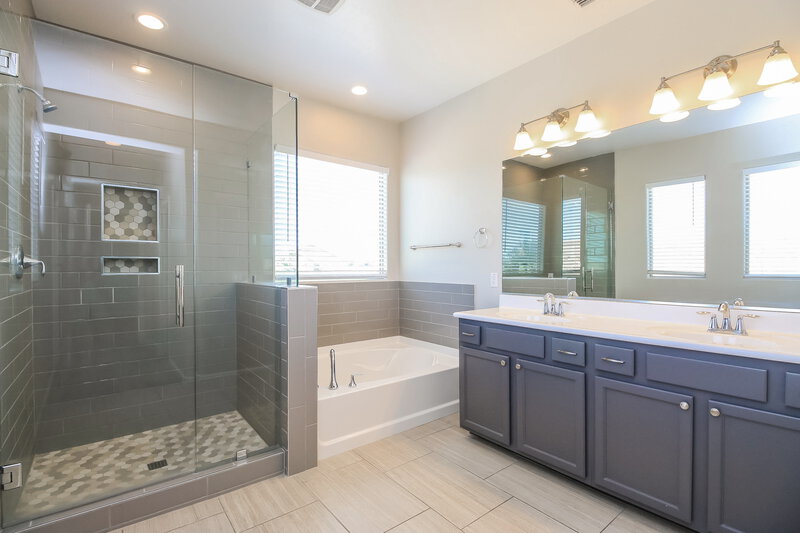 2,685/Mo, 2357 S Lorena Mesa, AZ 85209 Main Bathroom View