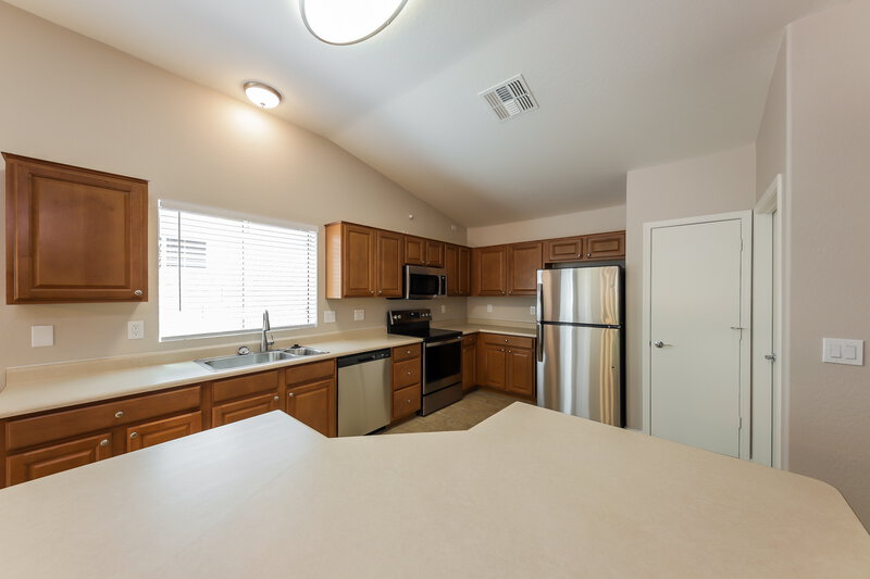 2,265/Mo, 2128 E Danbury Rd Phoenix, AZ 85022 Breakfast Nook View