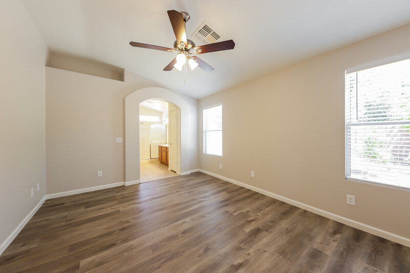 2,265/Mo, 2128 E Danbury Rd Phoenix, AZ 85022 Main Bedroom View