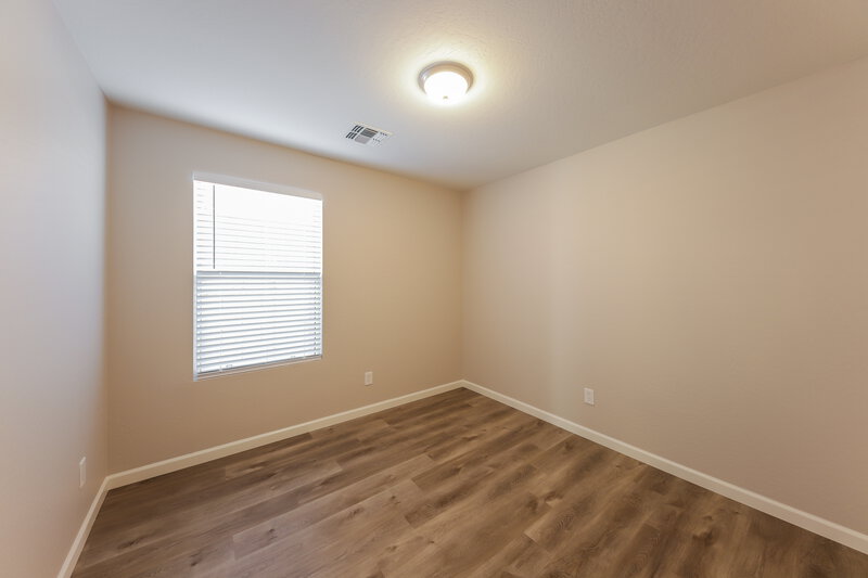 2,265/Mo, 2128 E Danbury Rd Phoenix, AZ 85022 Bedroom View 2