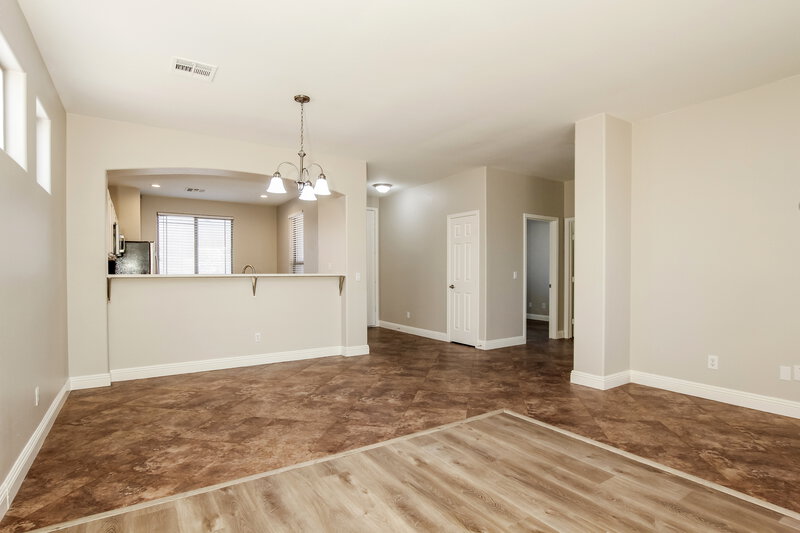2,205/Mo, 2122 S Edgewater Mesa, AZ 85209 Living Room View 3