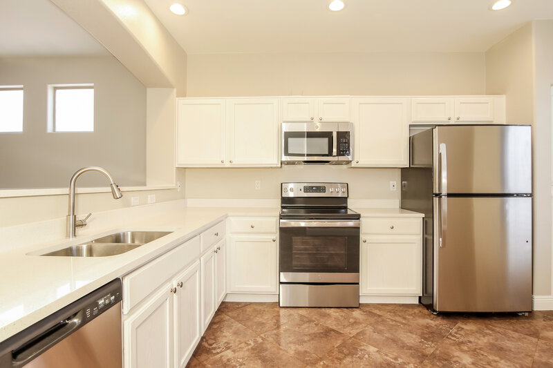 2,205/Mo, 2122 S Edgewater Mesa, AZ 85209 Kitchen View