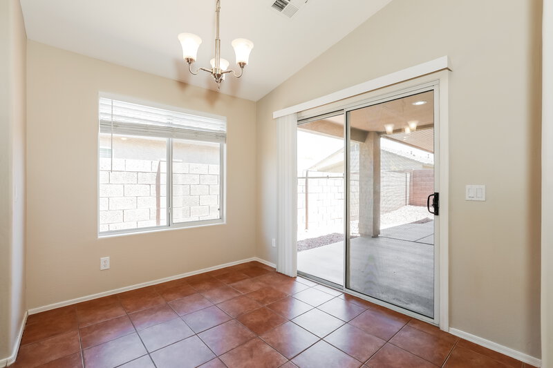 1,845/Mo, 3341 W Yellow Peak Dr SAN TAN VALLEY, AZ 85144 Dining Room View