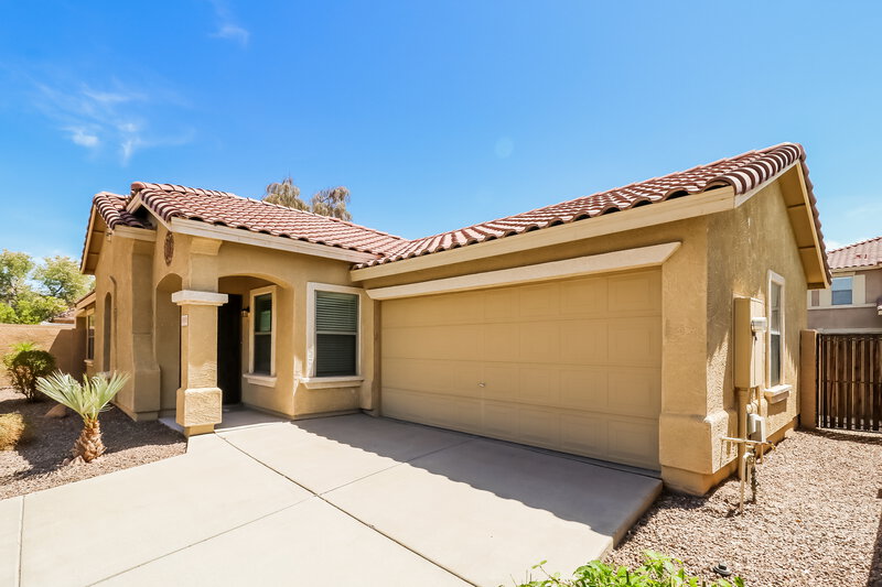 2,070/Mo, 16910 W Marconi Ave Surprise, AZ 85388 Front View
