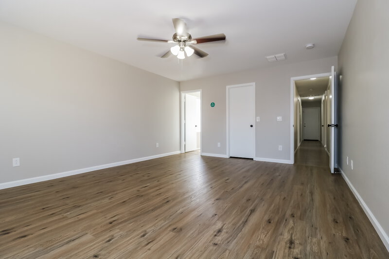 2,070/Mo, 16910 W Marconi Ave Surprise, AZ 85388 Main Bedroom View 2