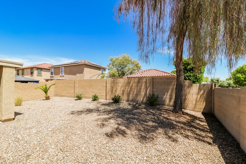 2,070/Mo, 16910 W Marconi Ave Surprise, AZ 85388 Exterior View