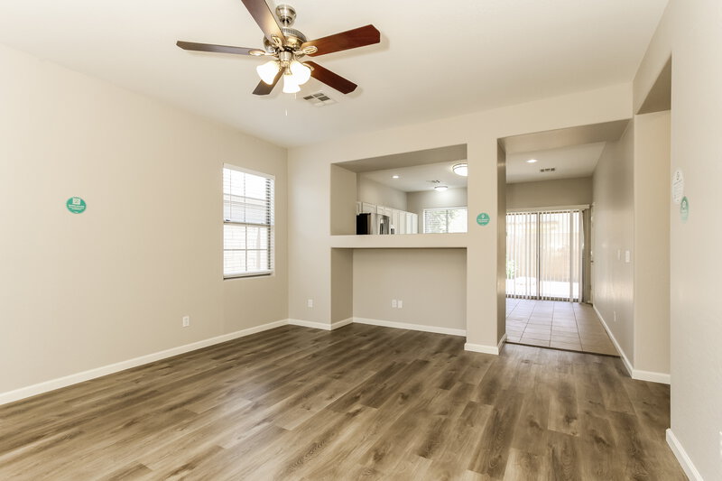 2,215/Mo, 4449 E Del Rio St Gilbert, AZ 85295 Living Room View