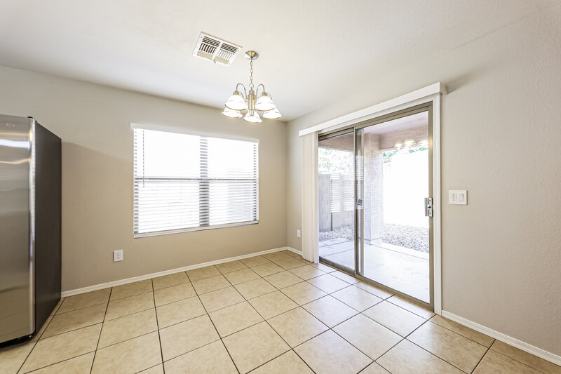 2,645/Mo, 18611 N 22nd St Unit 55 Phoenix, AZ 85024 Dining Room View