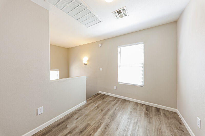 2,645/Mo, 18611 N 22nd St Unit 55 Phoenix, AZ 85024 Loft View