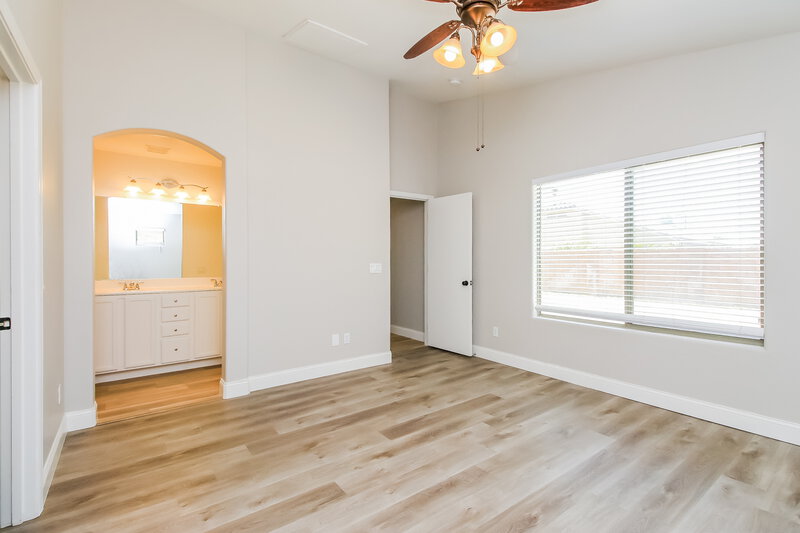 3,380/Mo, 23472 S 223rd Pl Queen Creek, AZ 85142 Main Bedroom View