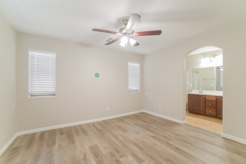 2,070/Mo, 14843 W Ashland Ave Goodyear, AZ 85395 Main Bedroom View 3