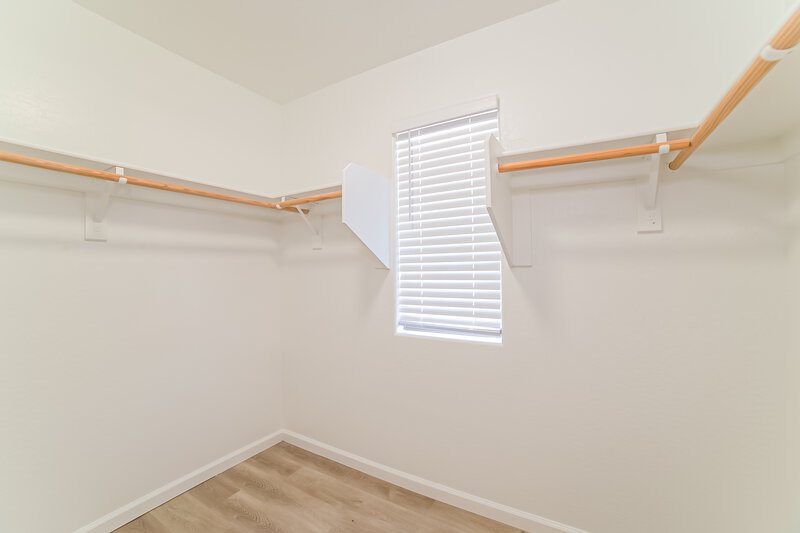 2,070/Mo, 14843 W Ashland Ave Goodyear, AZ 85395 Walk In Closet View