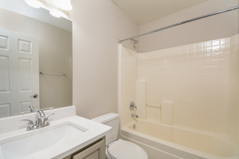 1,935/Mo, 16731 N 113th Ave Surprise, AZ 85378 Bathroom View